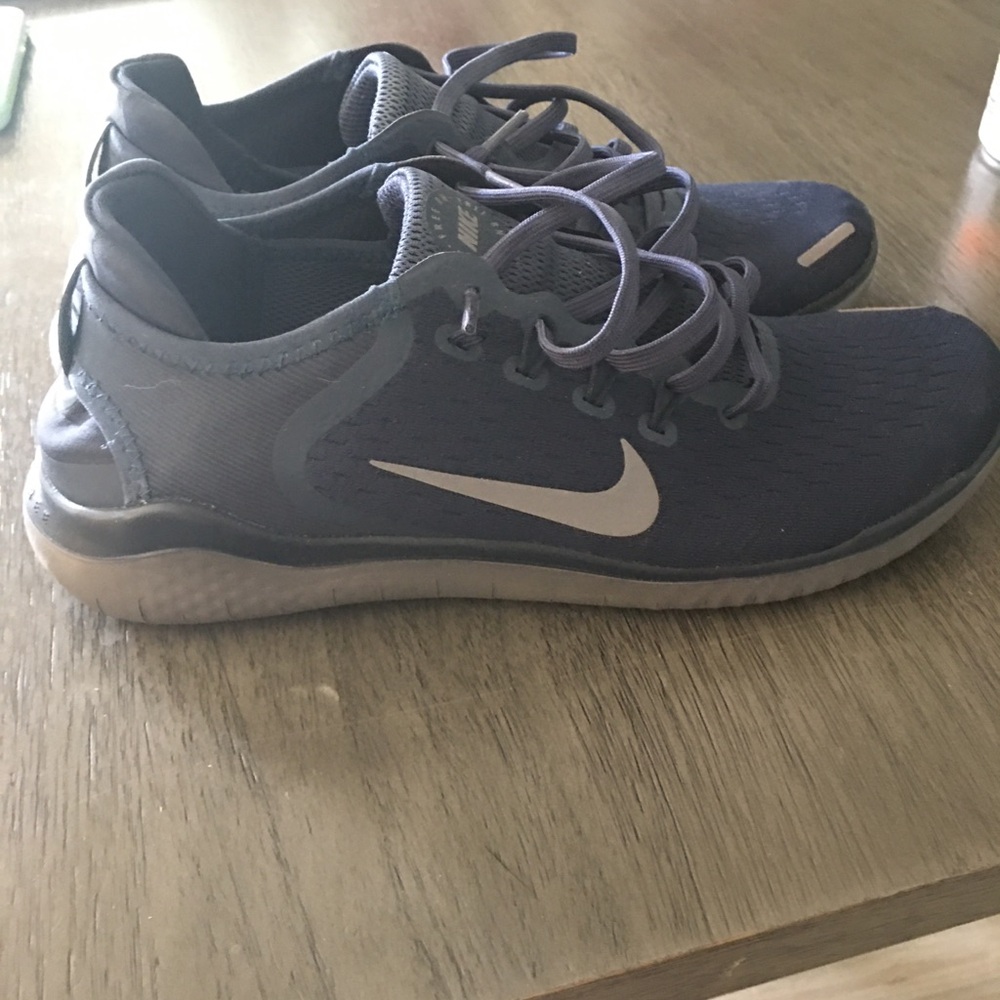 Nike Men’s Nike Free Trainers Size-9.5us Lightweight Comfort, Dark navy and gray